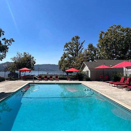 Clear Lake Cottages & Marina 클리어레이크 외부 사진