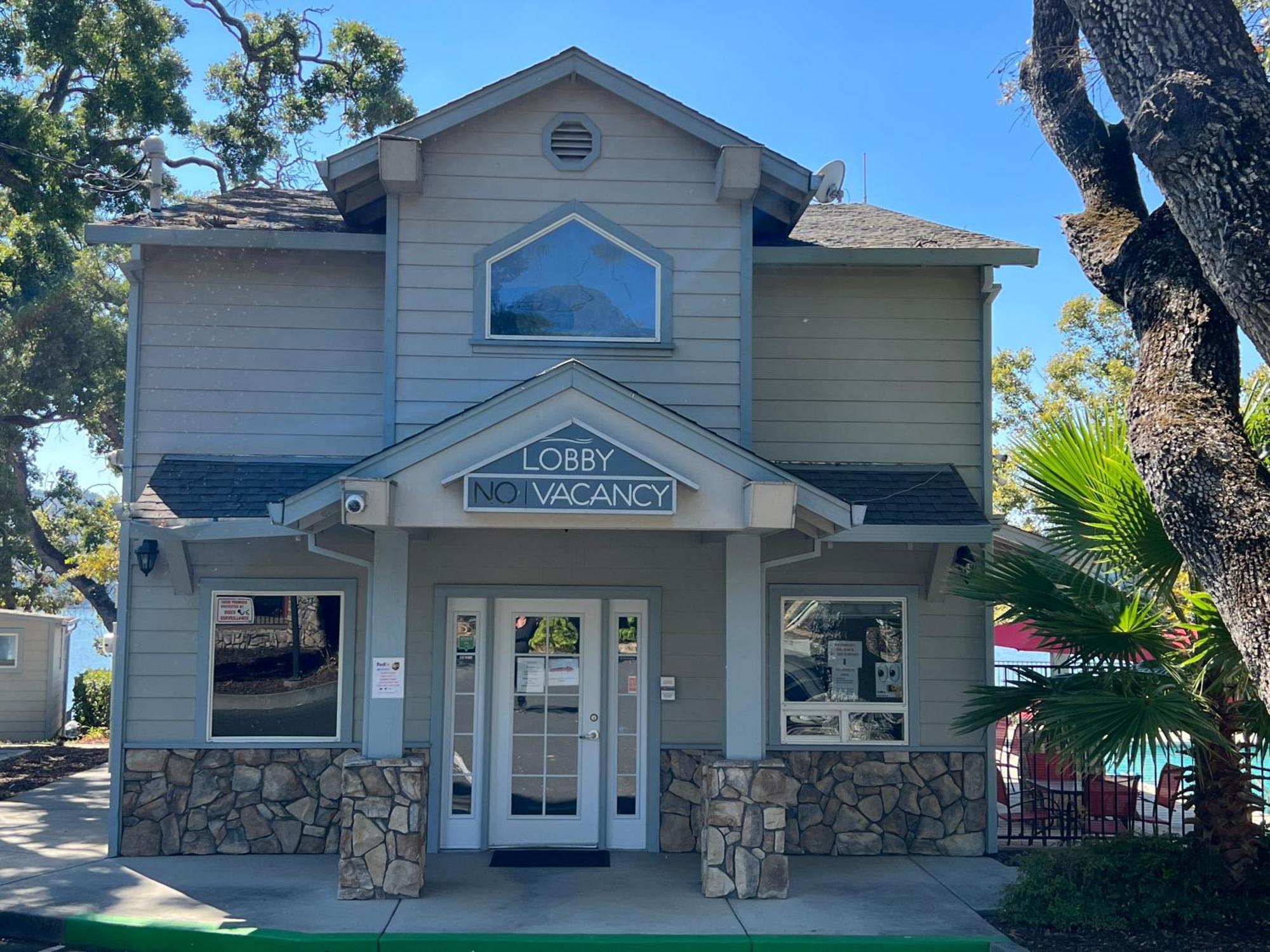 Clear Lake Cottages & Marina 클리어레이크 외부 사진