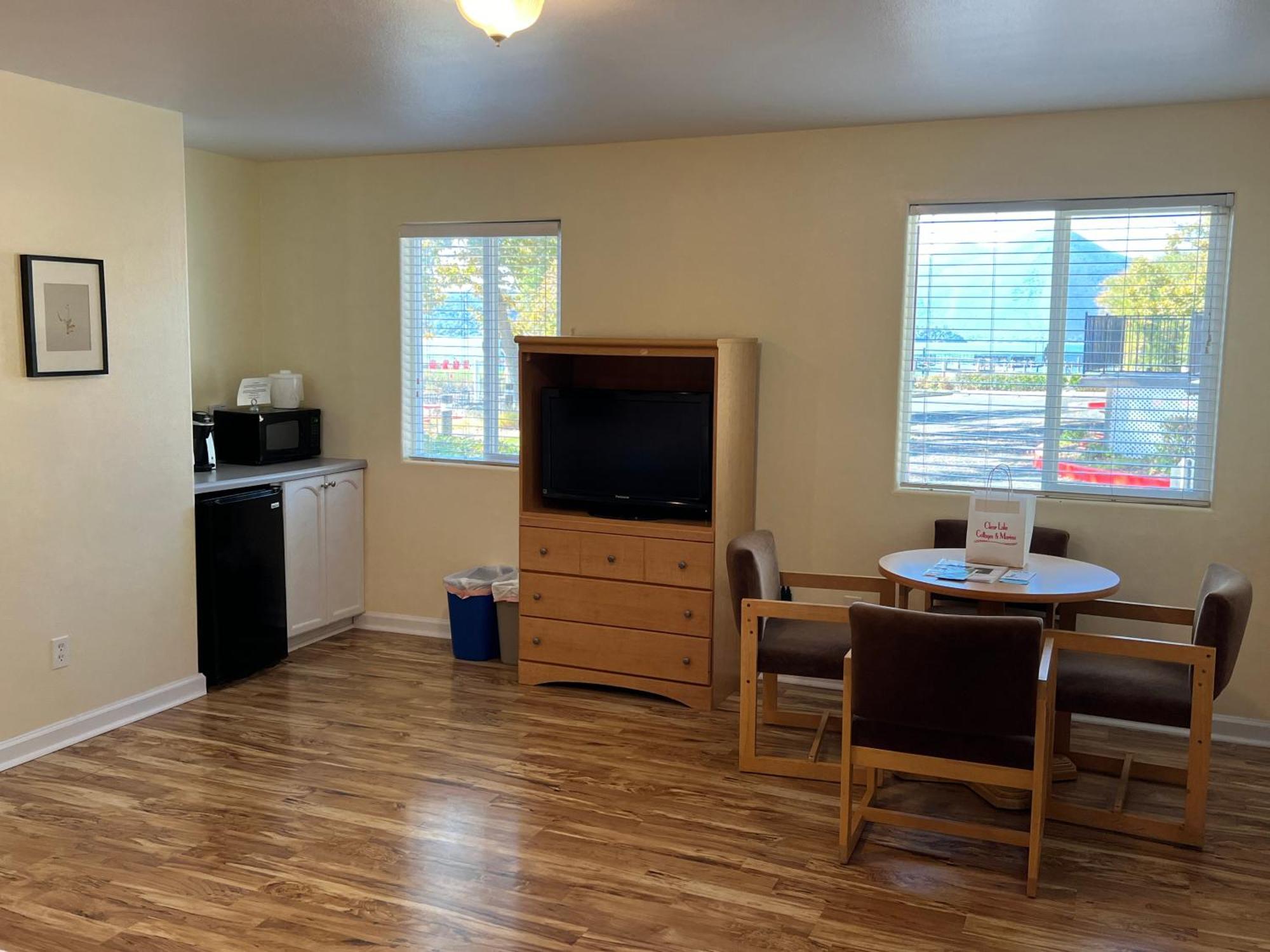 Clear Lake Cottages & Marina 클리어레이크 객실 사진