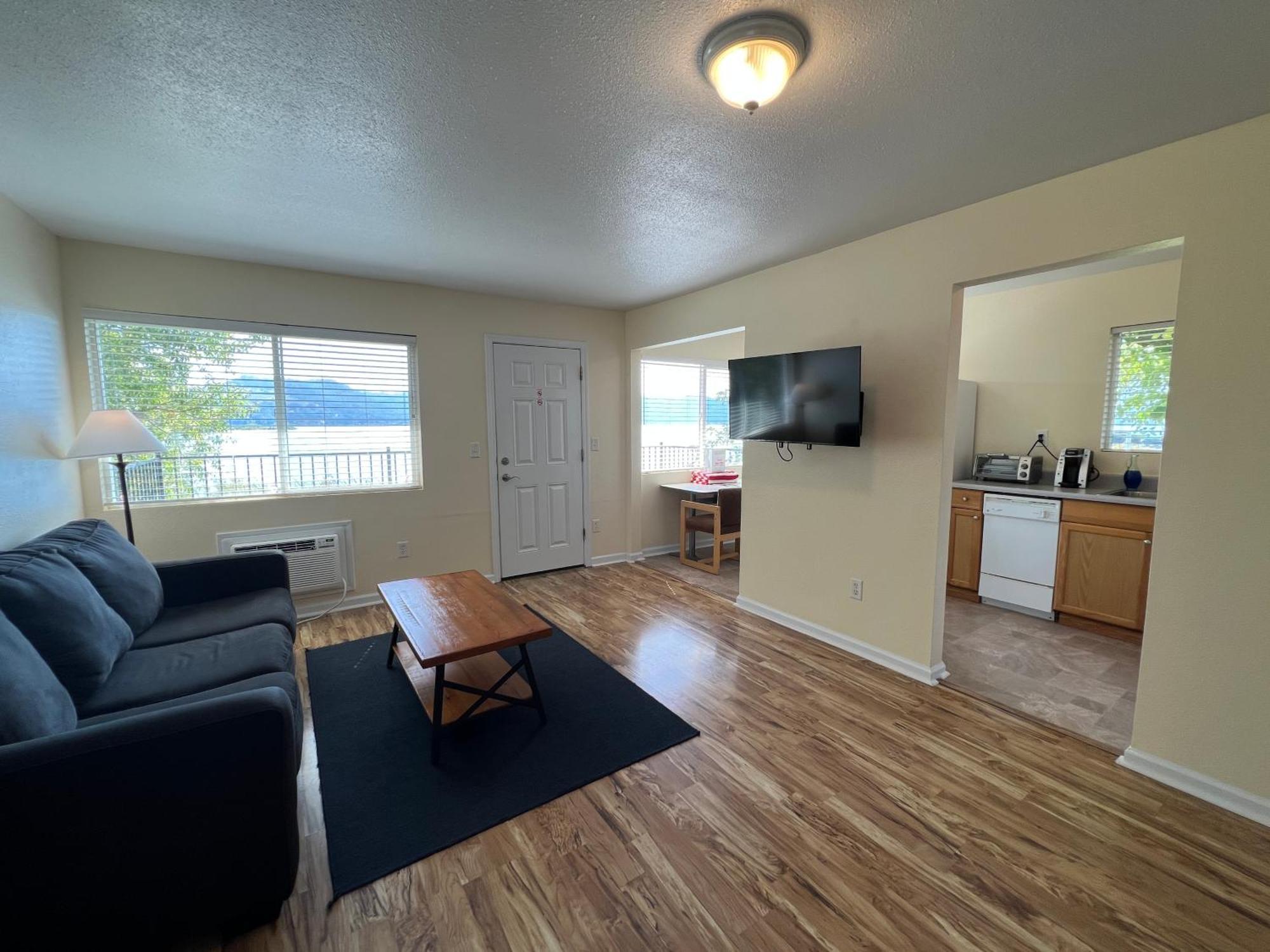 Clear Lake Cottages & Marina 클리어레이크 객실 사진